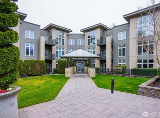 150 102nd Ave SE UNIT 104, Bellevue, WA