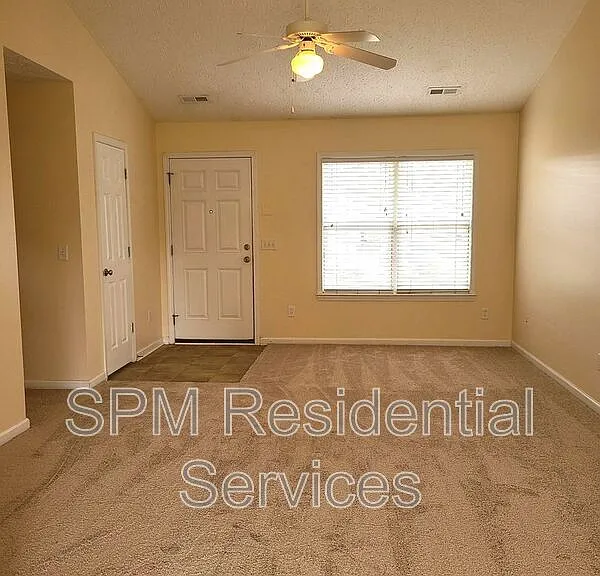 9499 Huckabee Dr NE — Photo 2