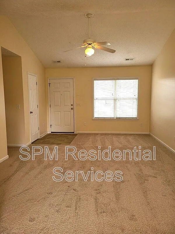 Building Photo - 9499 Huckabee Dr NE