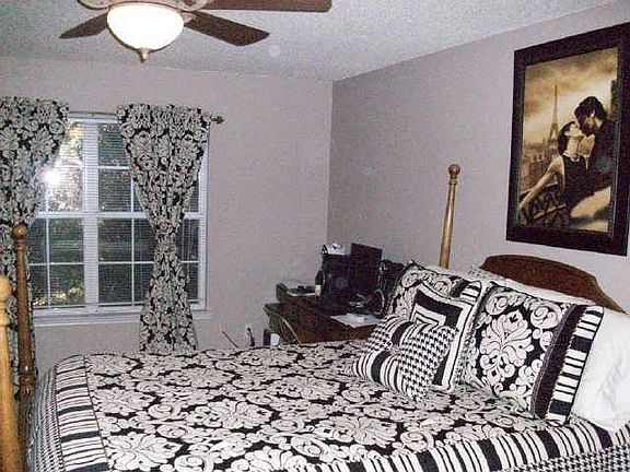 5th image of 4219 Hathaway Dr