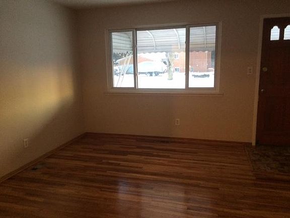 4th image of 11645 Falcon Dr