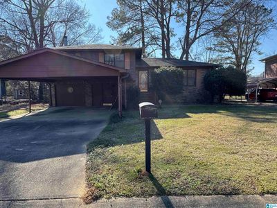 135 Merrimont Dr, Bessemer, AL, 35023