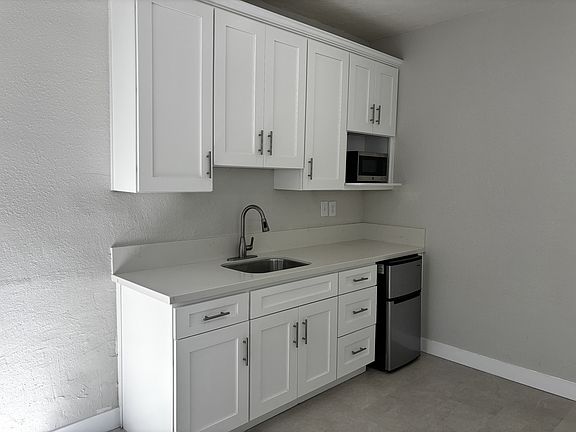 2nd image of 655 Solano Ave