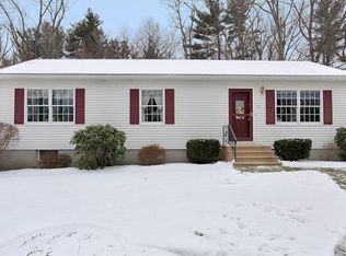 17 Winslow Ave, Leicester, MA 01524