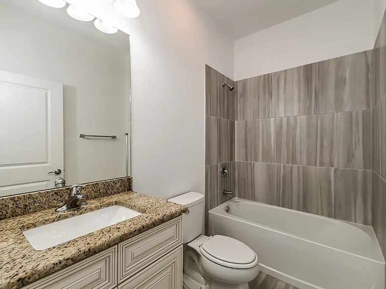2329 NW 36th Ave — Photo 22