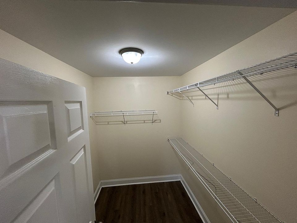 Master Bedroom Closet