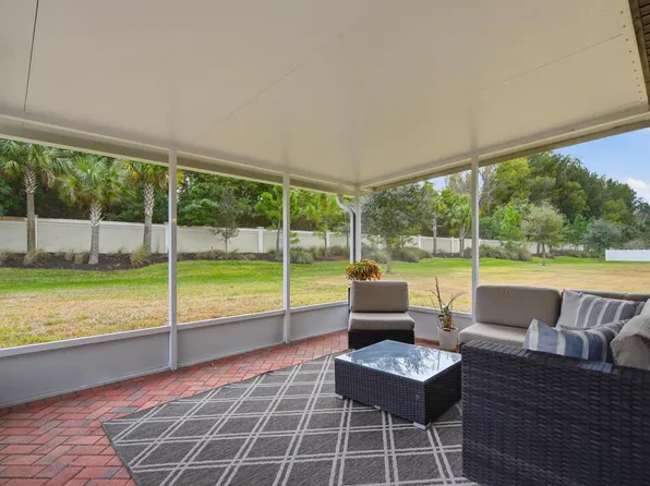868 Bent Creek Drive, Fort Pierce, FL 34947