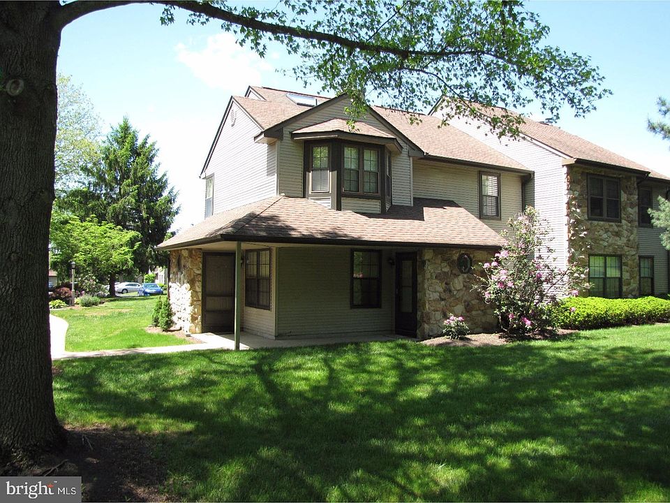 1st image of 282 Sassafras Ct