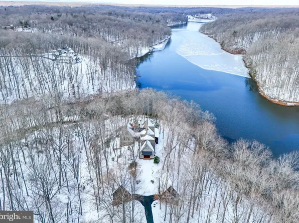 11301 Occoquan Oaks Ln, Woodbridge, VA 22192