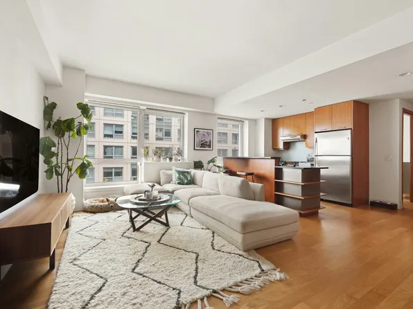 446 Kent Avenue 11B image 2 of 10