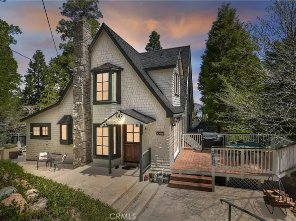 242 Holiday Dr, Lake Arrowhead, CA 92352