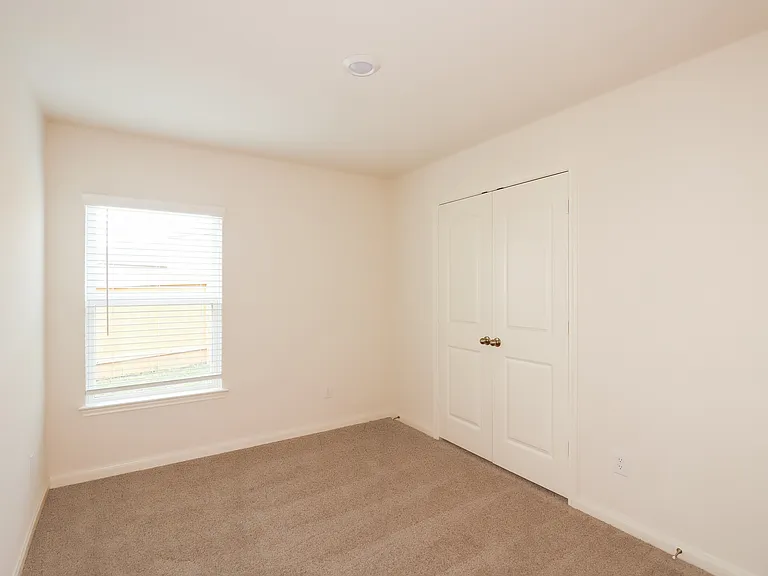 26828 Steinbeck Dr — Photo 12