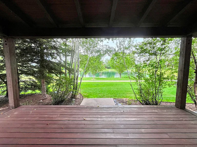 56 Beesley Ln — Photo 8