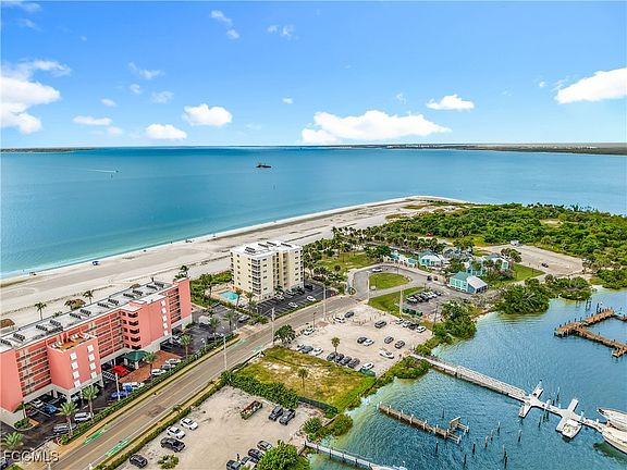 5th image of 100 Estero Blvd APT 635