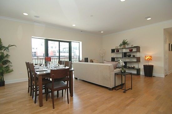 2nd image of 1440 S Wabash Ave APT 211