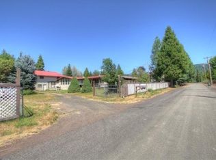 489 Red Blanket Rd, Prospect, OR 97536