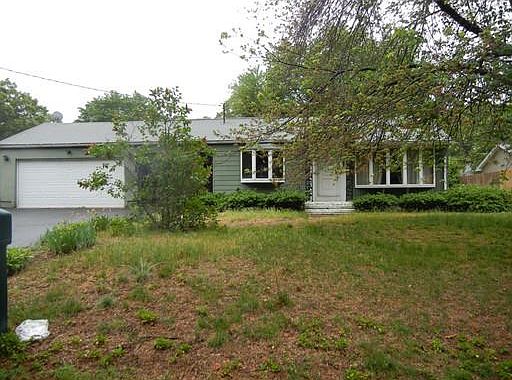 2nd image of 31 Ridge Rd
