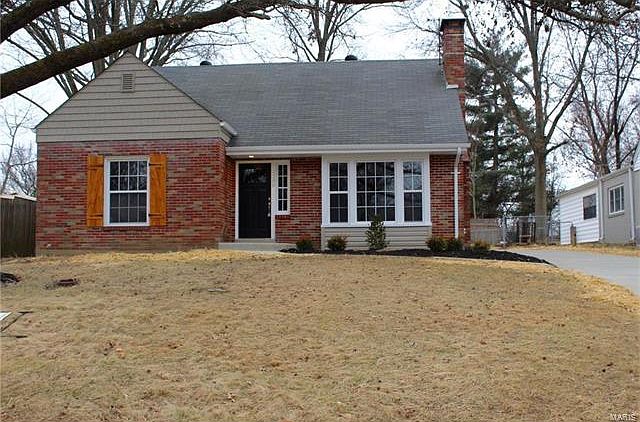 1st image of 1300 Grandview Dr