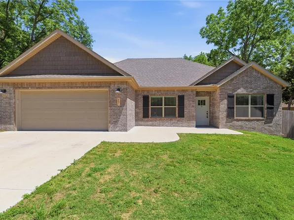 17 Holcombe Ln, Bella Vista, AR 72714