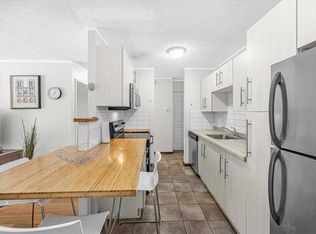 339 N 13th Ave SW #311, Calgary, AB T2R0K3