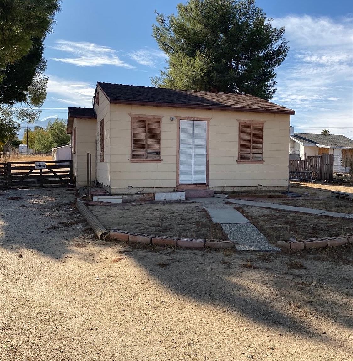 12356 Pearblossom Hwy, Pearblossom, CA 93553 Zillow