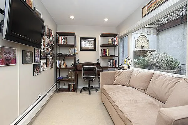 Sold by Modlin Group | media 20