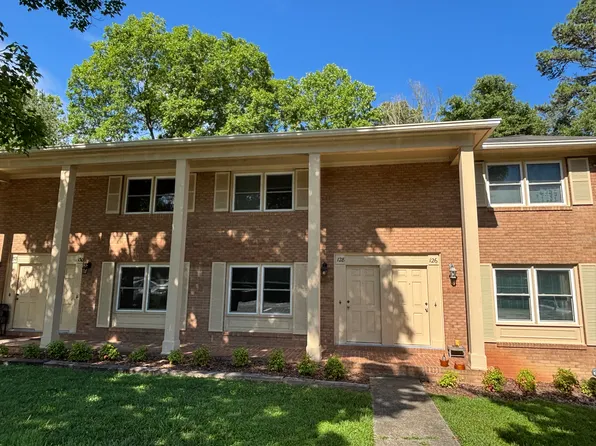 128 Hillcrest Dr, Lincolnton, NC 28092