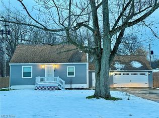8601 Ridge Rd, North Royalton, OH 44133