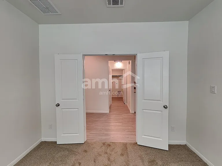 2705 Iberia Ct — Photo 6