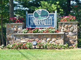 211 Magnolia Rd, Ramsey, NJ 07446