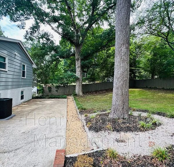 3415 Carolyn Dr — Photo 25