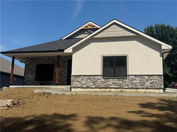 397 Leslie Ln, Excelsior Springs, MO 64024