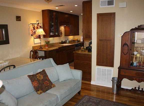 3rd image of 4142 Campus Ave APT 2