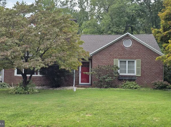 1635 S Cocalico Rd, Denver, PA 17517