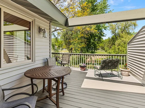 9731 Dorset Ln, Eden Prairie, MN 55347