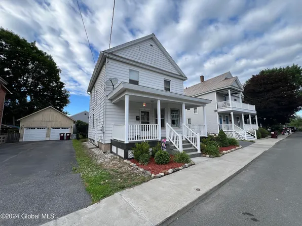 28 Green Street, Mechanicville, NY 12118