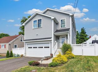 764 Old Stratfield Rd, Fairfield, CT 06825