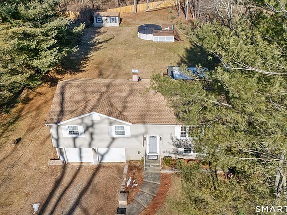 3rd image of 86 Starrs Plain Road