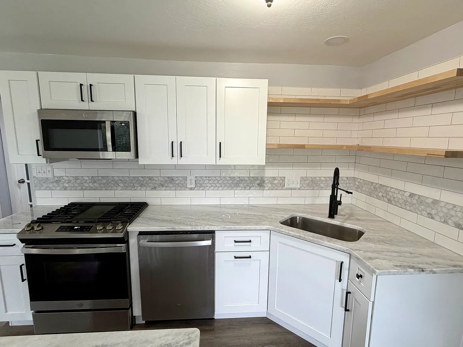 2 bed, 1162 sqft, $1,495 — Photo 3