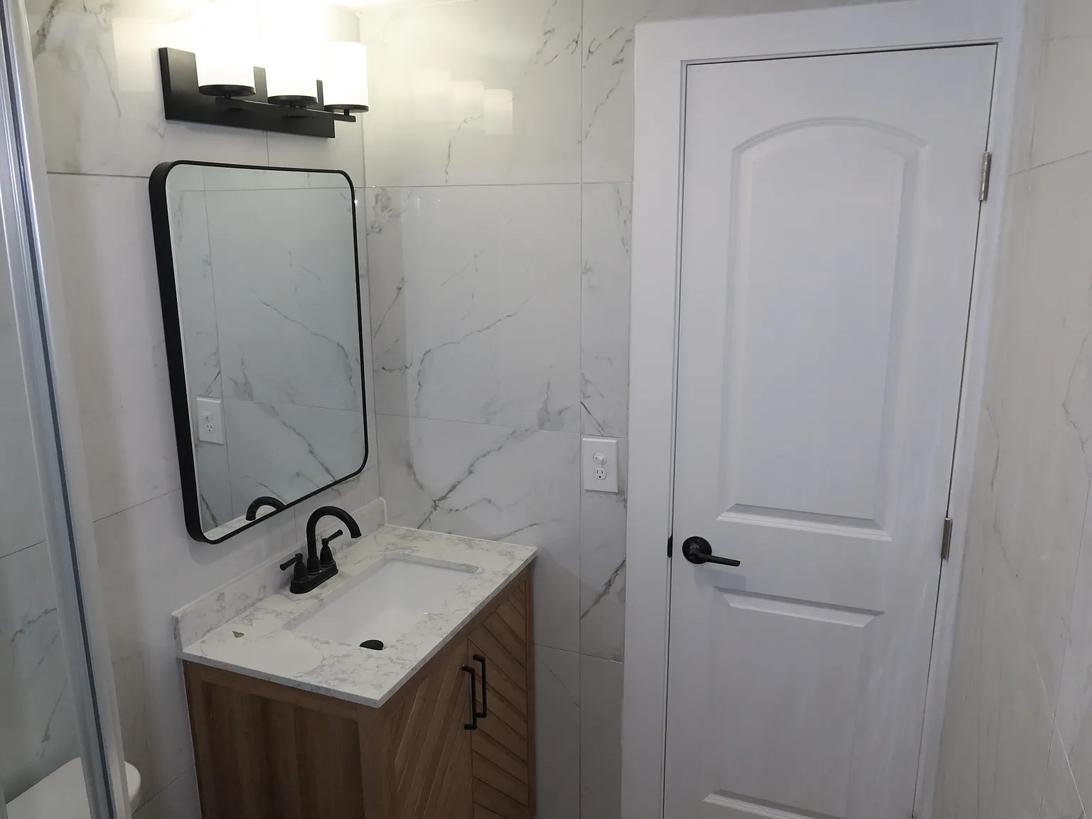 2 bed, 1058 sqft, $1,300 — Photo 4