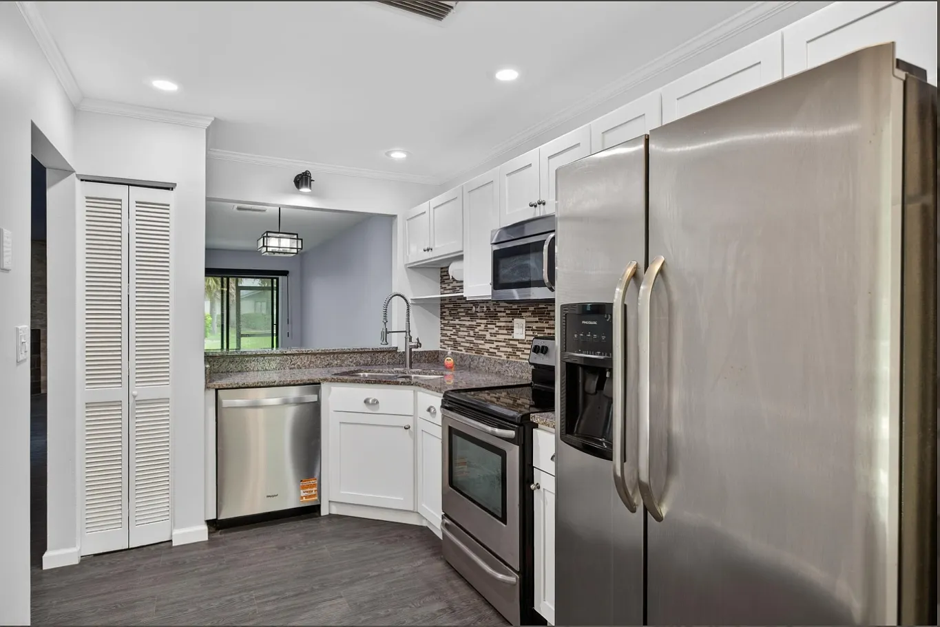 7701 Baymeadows Circle West - 1 — Photo 4