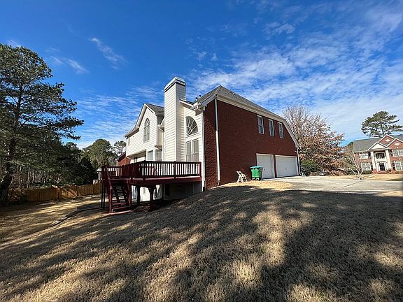 3rd image of 2632 Dunmoore Dr