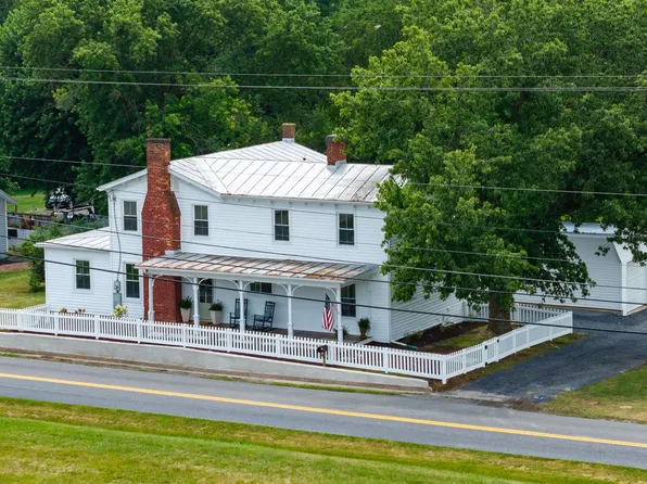 208 Orchard Dr, Timberville, VA 22853