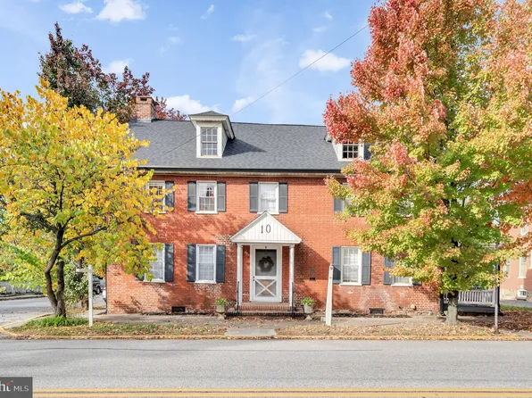 10 Lincolnway W, New Oxford, PA 17350