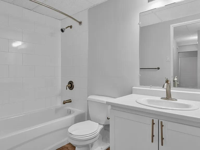 107 Compton St — Photo 14