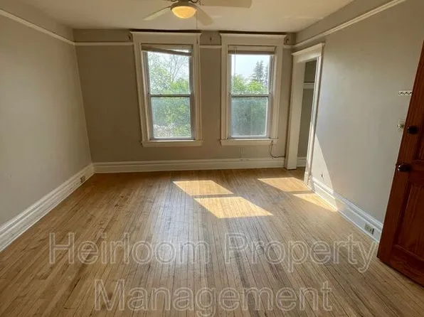 2617 W 3rd St Unit 2, Duluth, MN 55806
