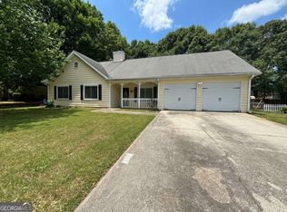 453 Rhett Dr, Loganville, GA 30052