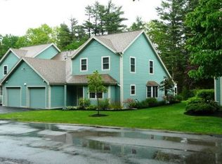 24 Meadow Ln, Freeport, ME 04032