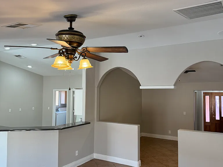 4820 Patterson Ave — Photo 7