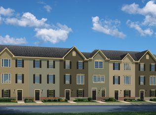 7826 Francis Dickens Ln, Annandale, VA 22003